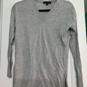 100% EXTRAFINE MERINO WOOL Ann Taylor LUXURY Sweater Petite Small